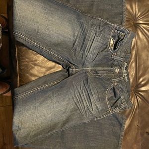 Request Jeans
